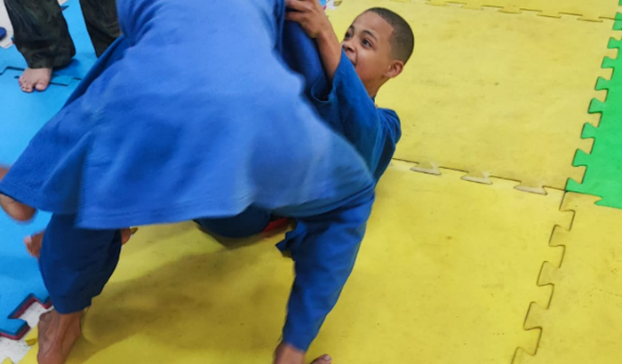 20 tatames de jiu-jitsu para nossas crianças 