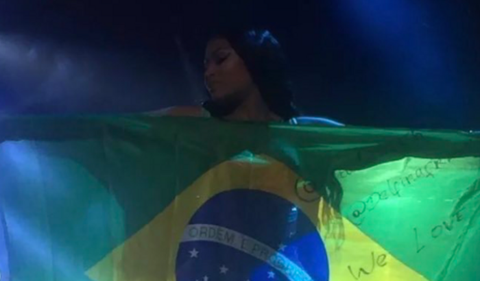 Nicki Minaj venha para o Brasil 