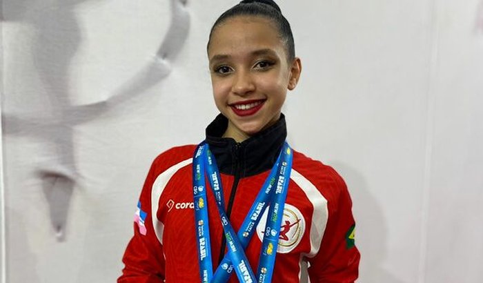 Ajude a Ginasta Esther Rosa 🩷