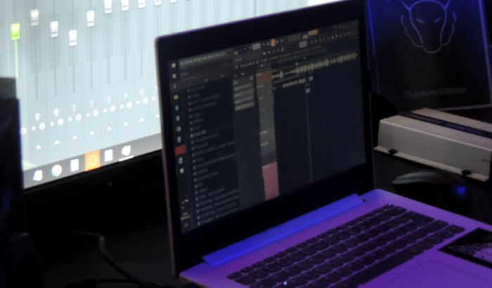 Me ajude a comprar um novo notebook pro estudio