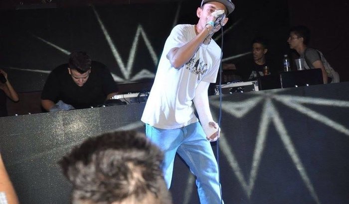 Ajude o mc lançar sua primeira musica