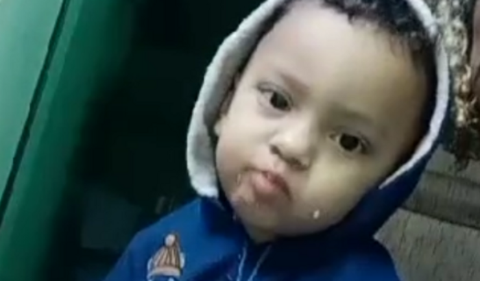 Mãe, irmãs e sobrinho