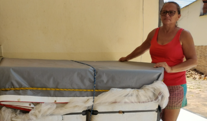 Ajude a vendedora informal(ambulante)!