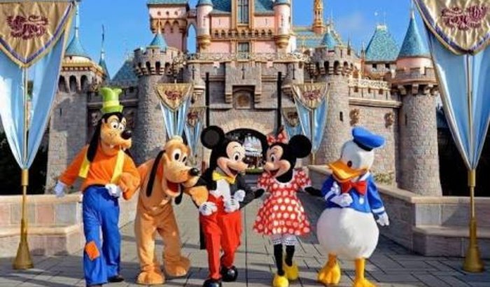Realizar minha festa de 15 anos na Disney 