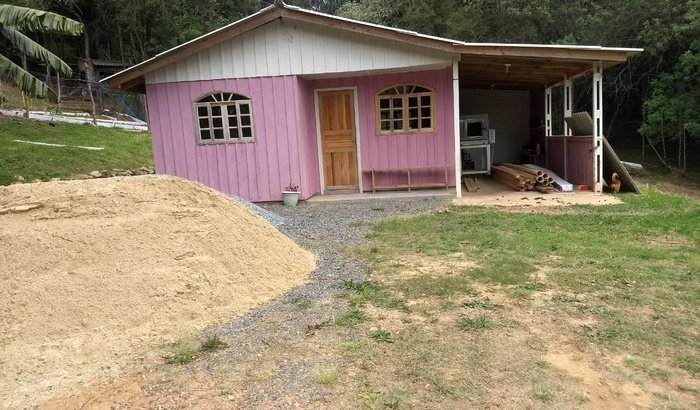 Ajudem reconstruir a casa da minha irmã!