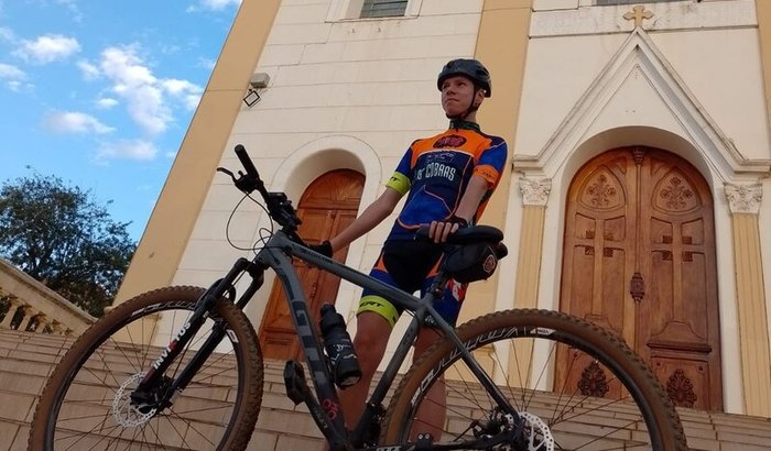 ME AJUDE A RECONSTRUIR O SONHO DE SER CICLISTA!!!