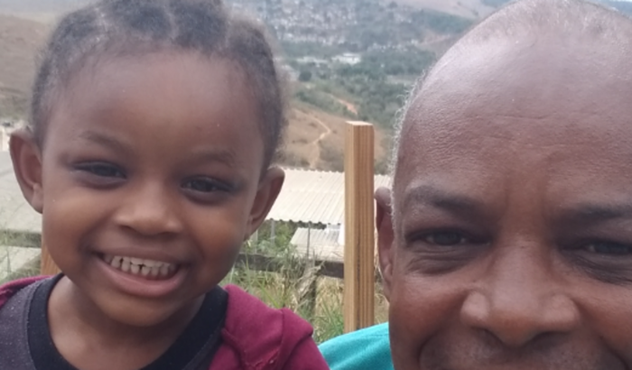 Para  eu montar um negócio de vender bolos e salgados comprar equipamentos 