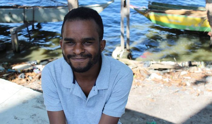 Ajude o Rhay a ter seu artigo publicado em um livro