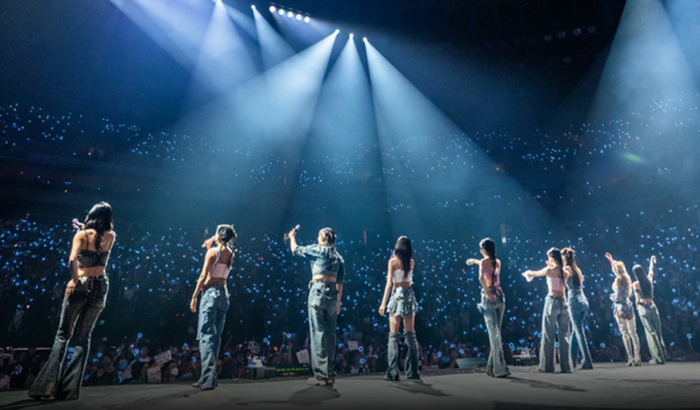 ajude o lipe a ver o twice