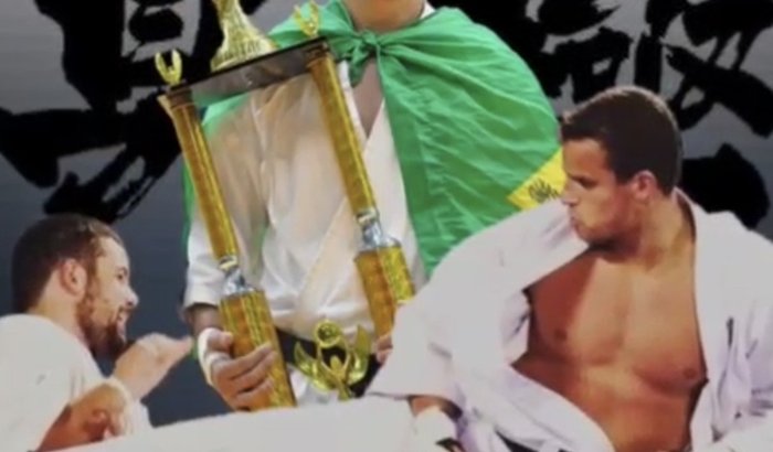 ajuda para representar o Brasil no Campeonato Mundial de Karatê Kyokushin 