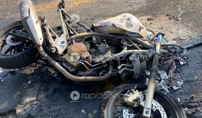 Moto pegou fogo