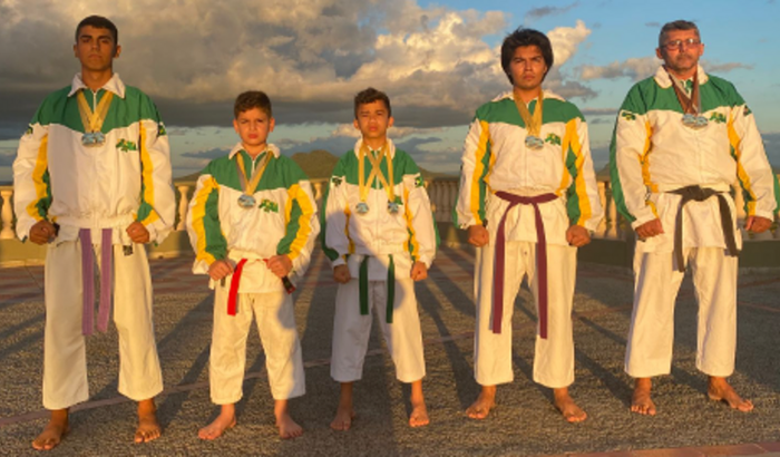 KARATECAS SANTACRUZENSES RUMO À ARGENTINA