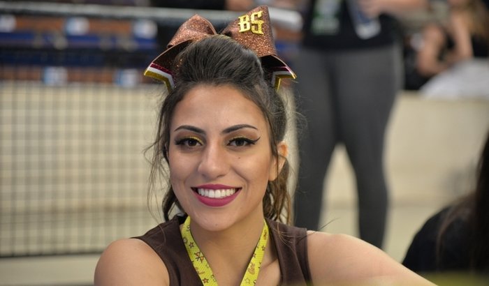 Ajude uma Cheerleading 