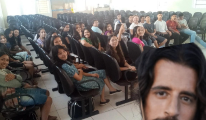 Ajudar o grupo de adolescentes (de uma igreja)para alugar uma chácara no final do ano 