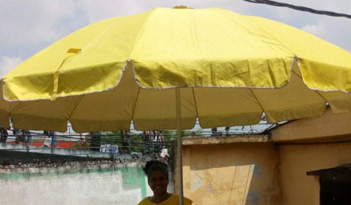 Delícias da Jô, precisa de um Ombrelone  pra trabalhar chuva, ☀️