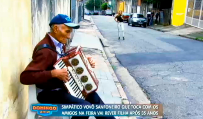 VOVÔ SANFONEIRO COM 89 ANOS PRECISA DE SEU INSTRUMENTO PARA VIVER