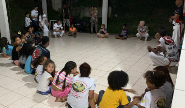 ME AJUDE POR FAVOR..REALIZAR O SONHOS DE VARIAS CRIANÇAS