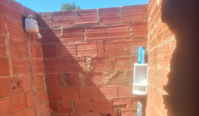 Termina de fazer minha casa