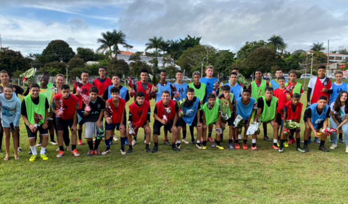 Projeto futebol com alegria  (Ajudem nossos atletas a participarem do campeonato  Metropolitano Cup