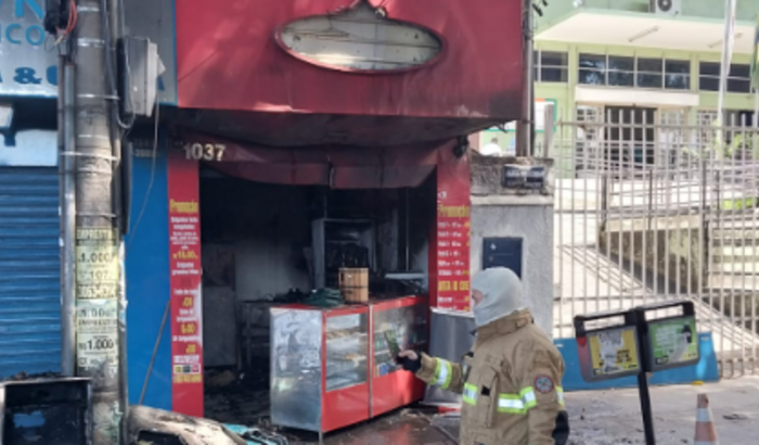 Ajude o comércio Zé Coxinha