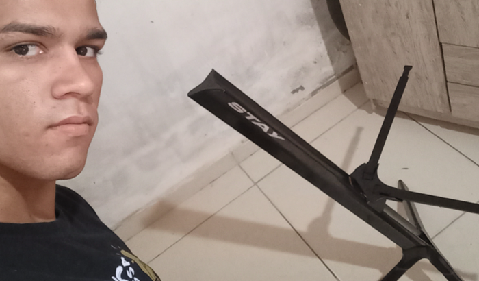 Conseguir comprar um teclado. (fui vítima de golpe)