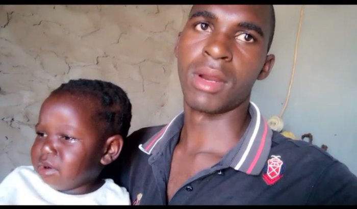 Ajuda para uma família da África