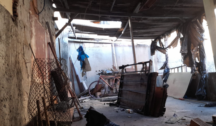 Ajuda para reconstrução de telhado emergencial