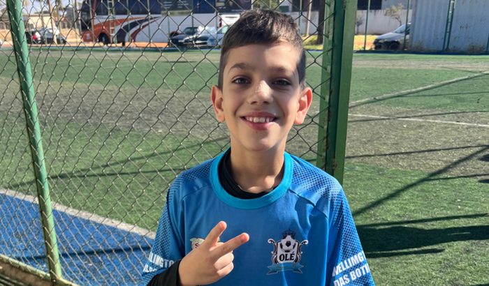 Ajude o Gabriel a realizar o sonho de jogar no Fluminense do Rio de Janeiro 