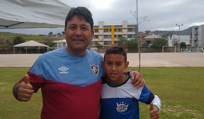 Ajuda para realizar o sonho do Rodrigo Victor a ser um jogador de futebol 