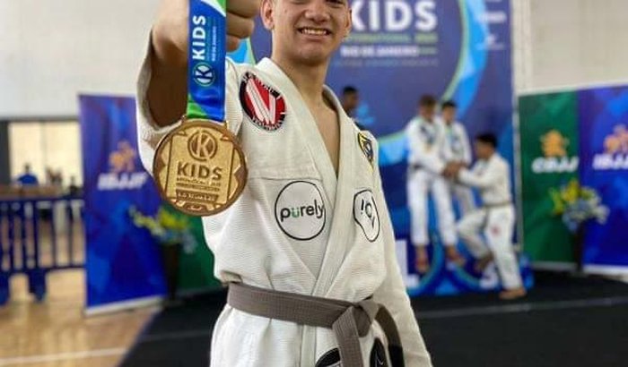 Ajudar o atleta Gabriel farah ir para uma campeonato na Irlanda 