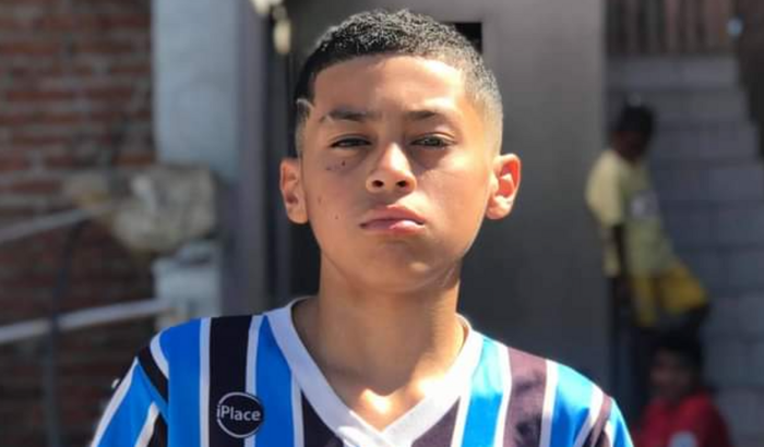 Ajude o Nicolas ir para o Uruguai 