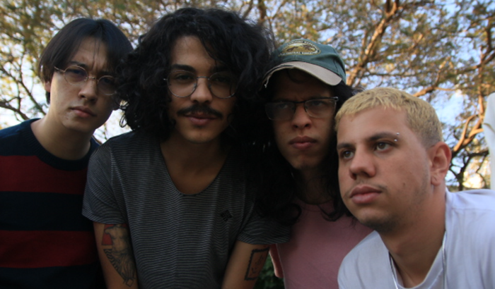 Ajude o Bananas a gravar suas músicas