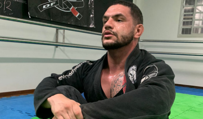 Graduação faixa marrom