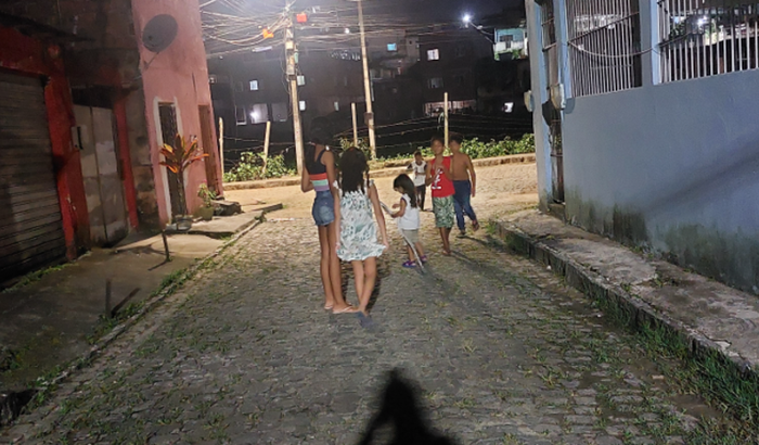 Faça uma criança feliz ☺️ 