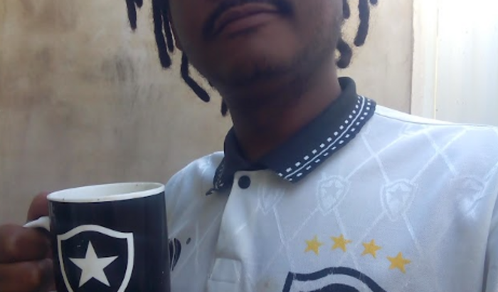 Ajude a um botafoguense de longe do Rio a ver o Fogão de perto.