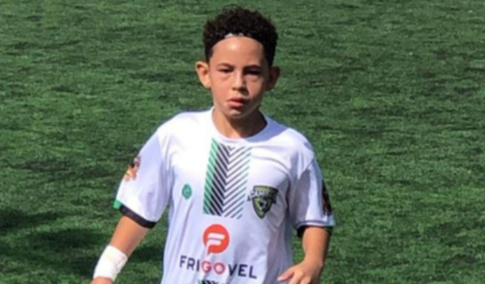 AJUDA PARA VIAGEM DE JHONATHAN - ALEMÃO 