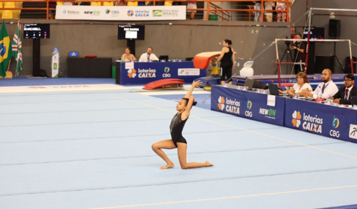 Samya Sardinha SELECIONADA PARA O TORNEIO NACIONAL DE GINASTICA ARTISTICA EM ANÁPOLIS/GO