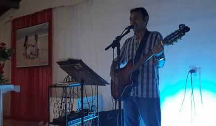 Sou de fortaleza sou musico da noite desde a pandemia nao conseguir reculperar meu sistema de som tive q vender .