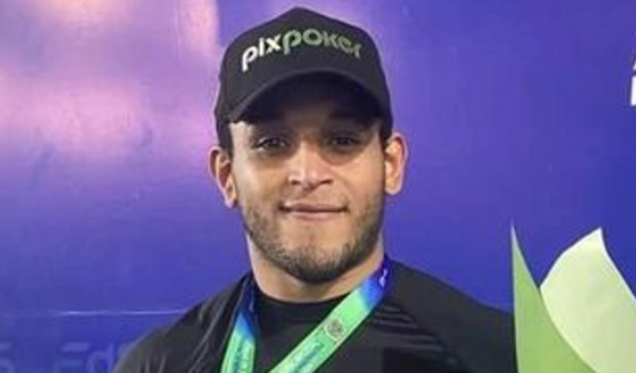 ajude Eduardo Batista