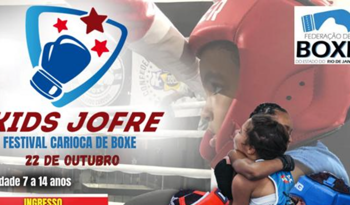Ajuda para as crianças no  Festival Carioca de Boxe Kids Jofre 