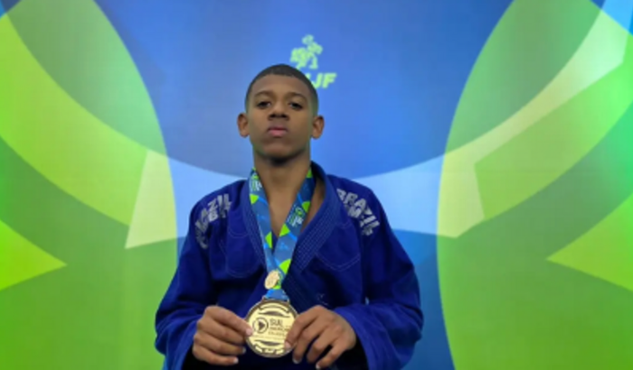 Ajuda um atleta a tirar o visto americano 🙏🏿.