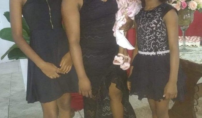 Ajuda para essa mãe 