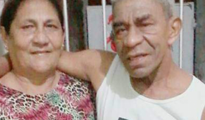 Ajude a compra minha passagem pra ver meu Pai  e minha  mae