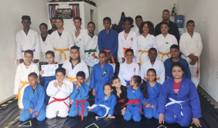 ajude a realizar o sonho de criança e adolescente do Dojo Ookami