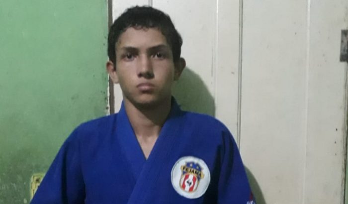 Vakinha para ajudar a comprar o kimono para o judôca James para participar do campeonato JEBS 