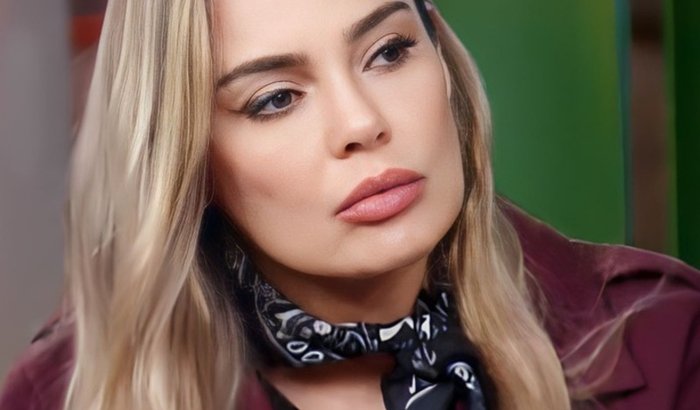 PRESENTE DA RACHEL FÃS 