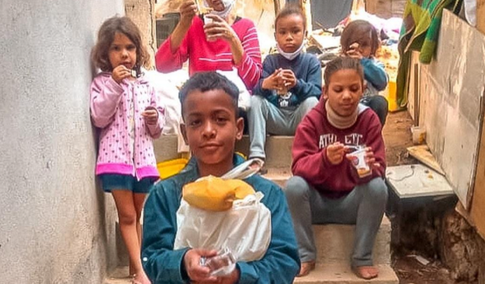 Arrecadação beneficente CLC em parceria com o instituto alma