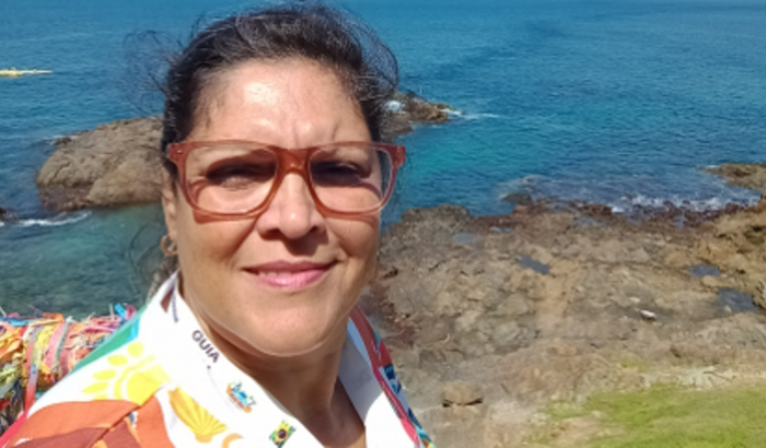 Ajuda para pagar uma dívida que estou sendo pressionada 