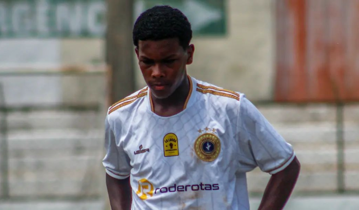 Ajudar um atleta , viagem para o rio de janeiro, teste no Vasco da gama 