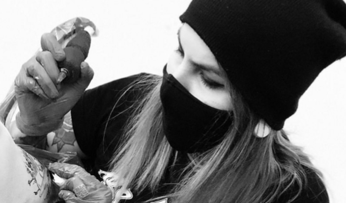 Material de tatuagem/ trabalho